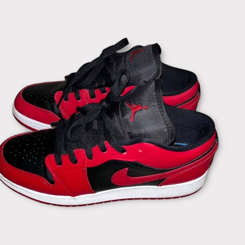Air Jordan 1